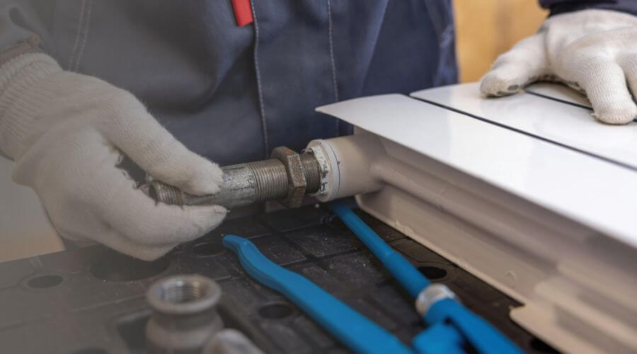 Expert burst pipe repair services in Dubois, WY